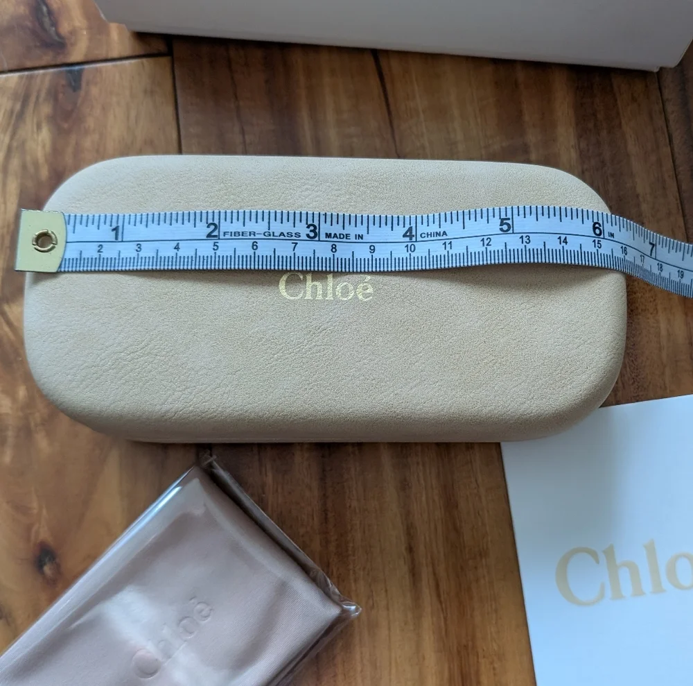 Chloe Glass Case Logo Lens Cloth Logo Box + Certification Card New ❤️